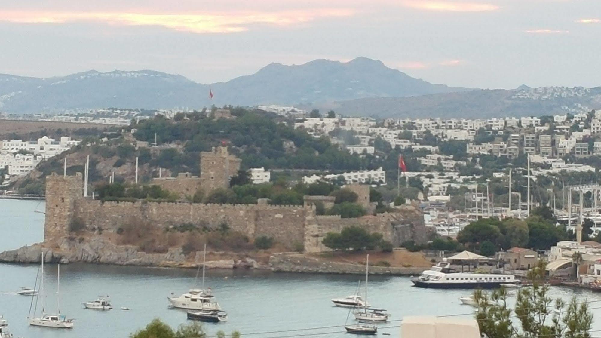 Emelce Apart Bodrum Extérieur photo